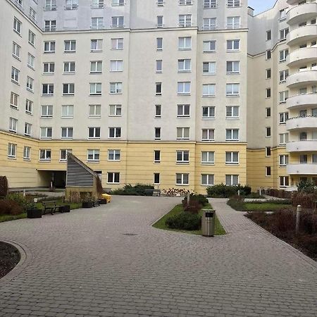Klimatyzacja - Przy Centrum Onkologii Klinice Novum Dla Pary Badz 4 Osob Warsaw Exterior photo
