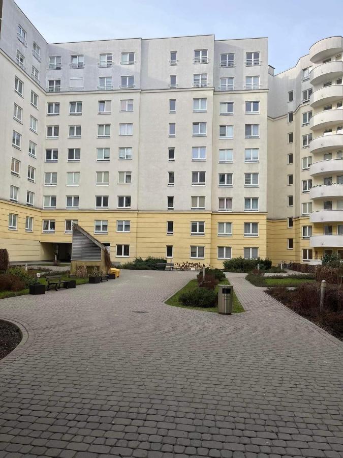 Klimatyzacja - Przy Centrum Onkologii Klinice Novum Dla Pary Badz 4 Osob Warsaw Exterior photo